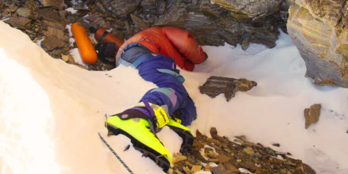 Mount Everest’s Green Boots: Story, Location, and Legacy